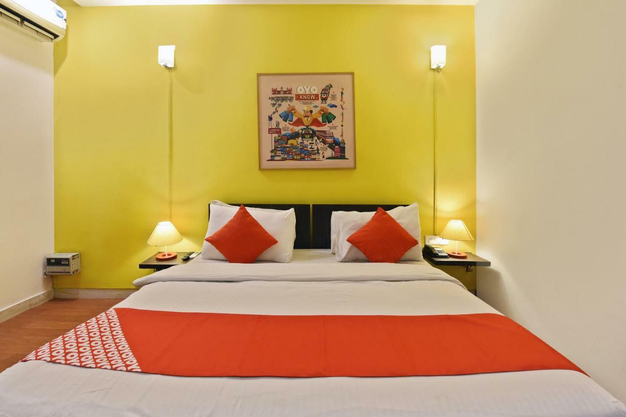 Oyo Flagship 387 Moulsari Avenue Otel Gurgaon Dış mekan fotoğraf