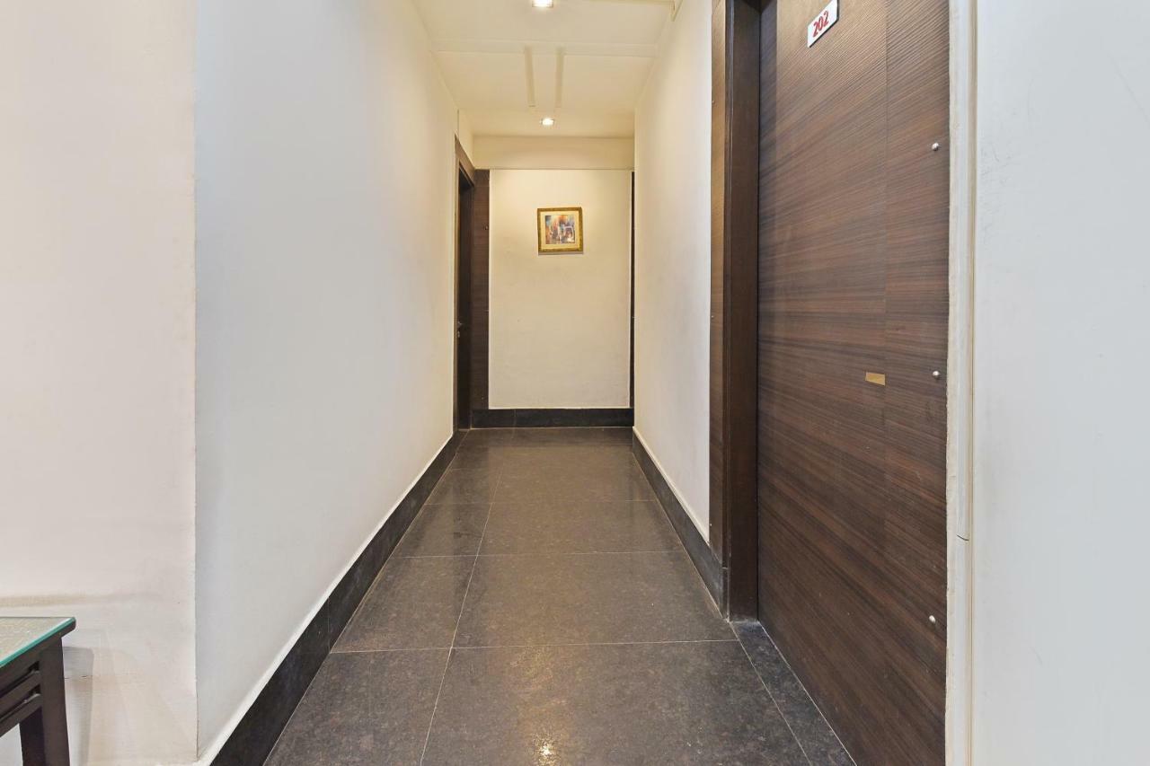 Oyo Flagship 387 Moulsari Avenue Otel Gurgaon Dış mekan fotoğraf